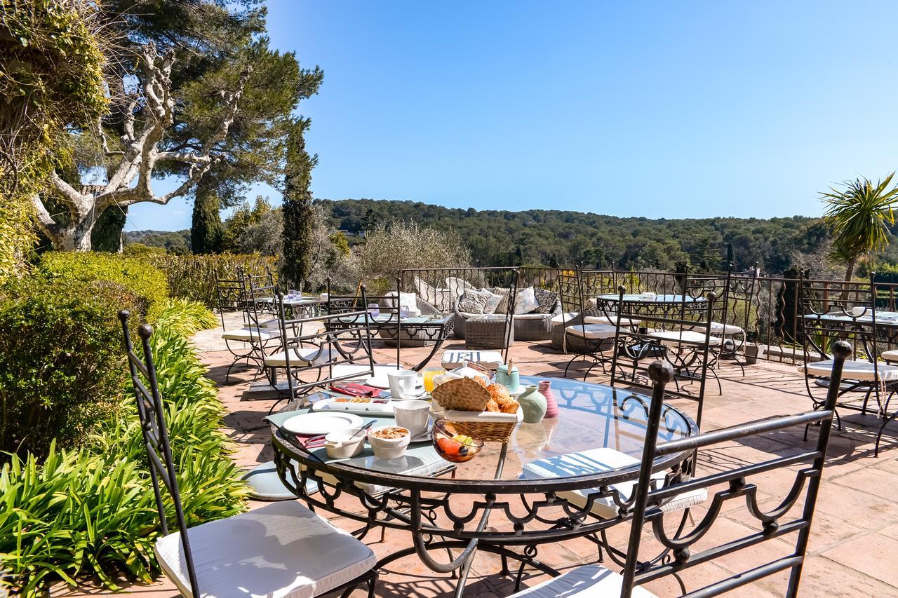 Le Manoir De L'Etang Hotel Mougins Exterior foto