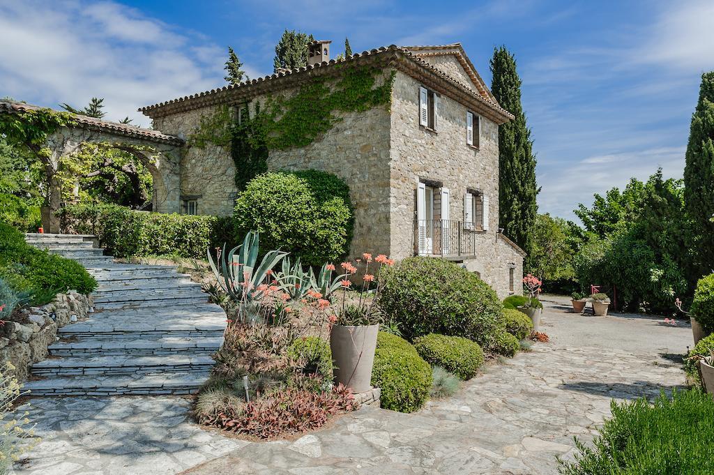 Le Manoir De L'Etang Hotel Mougins Exterior foto